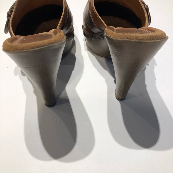 CL Laundry Gold Shimmering Wedge Pump Size 8.5 - Picture 7 of 8